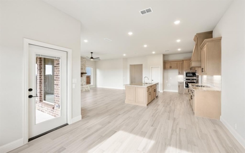 3838 Foot Hills Drive, Midlothian, TX 76065, 3 Bedrooms Bedrooms, ,3 BathroomsBathrooms,Residential,For Sale,3838 Foot Hills Drive,0,21135675