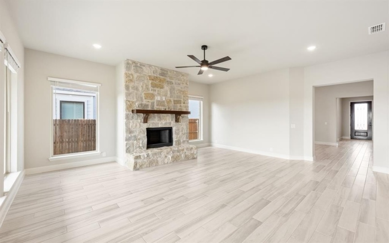 3838 Foot Hills Drive, Midlothian, TX 76065, 3 Bedrooms Bedrooms, ,3 BathroomsBathrooms,Residential,For Sale,3838 Foot Hills Drive,0,21135675