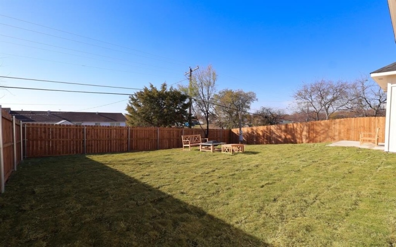 5221 Farnsworth Avenue, Fort Worth, TX 76107, 4 Bedrooms Bedrooms, ,2 BathroomsBathrooms,Residential,For Sale,5221 Farnsworth Avenue,0,21135820