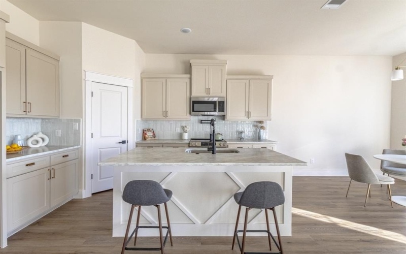 5221 Farnsworth Avenue, Fort Worth, TX 76107, 4 Bedrooms Bedrooms, ,2 BathroomsBathrooms,Residential,For Sale,5221 Farnsworth Avenue,0,21135820