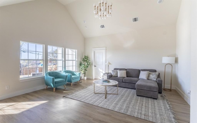 5221 Farnsworth Avenue, Fort Worth, TX 76107, 4 Bedrooms Bedrooms, ,2 BathroomsBathrooms,Residential,For Sale,5221 Farnsworth Avenue,0,21135820