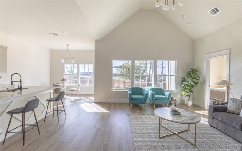 5221 Farnsworth Avenue, Fort Worth, TX 76107, 4 Bedrooms Bedrooms, ,2 BathroomsBathrooms,Residential,For Sale,5221 Farnsworth Avenue,0,21135820