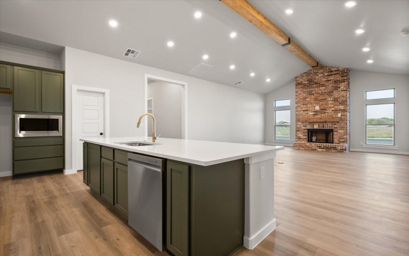 7001 18th Place, Lubbock, TX 79416, 4 Habitaciones Habitaciones , ,3 BañosBaños,Residential,En Venta,7001 18th Place,202552718