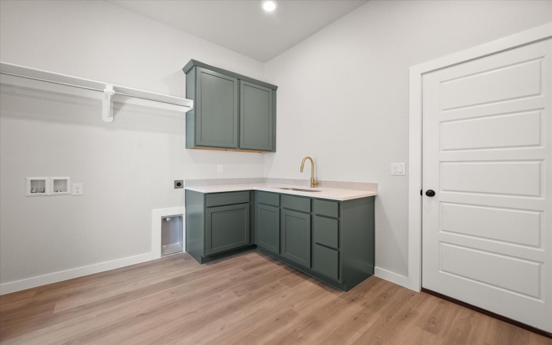 7001 18th Place, Lubbock, TX 79416, 4 Habitaciones Habitaciones , ,3 BañosBaños,Residential,En Venta,7001 18th Place,202552718