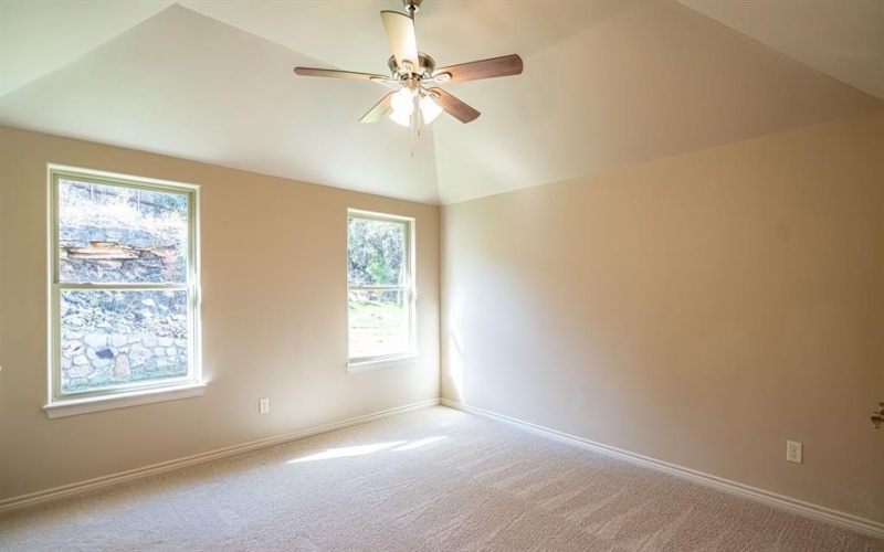 2718 Austin Drive, Granbury, TX 76048, 3 Bedrooms Bedrooms, ,2 BathroomsBathrooms,Residential,For Sale,2718 Austin Drive,0,21135923