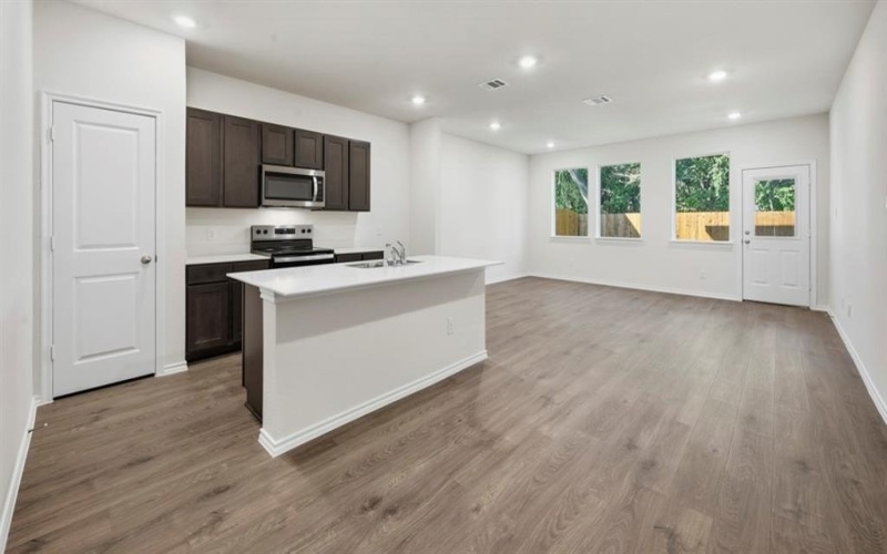 6926 Vining Drive, Princeton, TX 75407, 4 Bedrooms Bedrooms, ,2 BathroomsBathrooms,Residential,For Sale,6926 Vining Drive,0,21135931