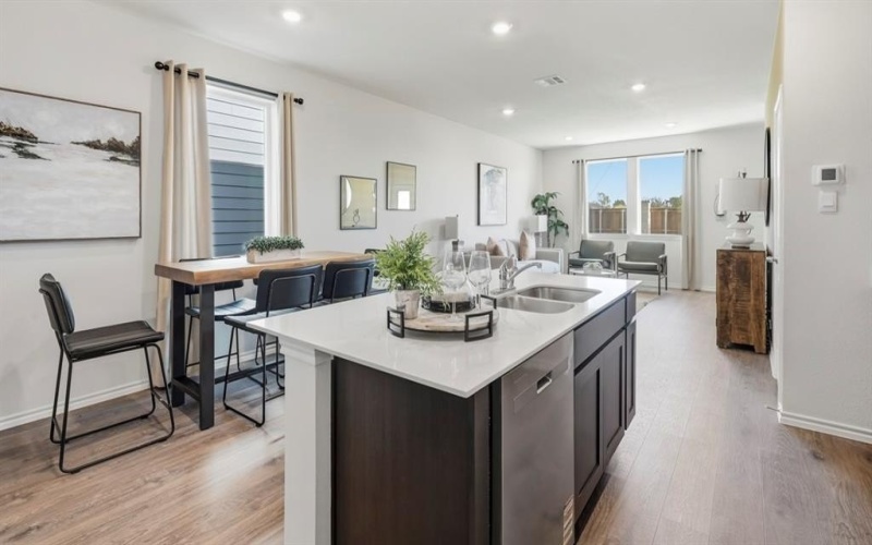 300 Arbor Drive, Princeton, TX 75407, 4 Habitaciones Habitaciones , ,2 BañosBaños,Residential,En Venta,300 Arbor Drive,0,21135935