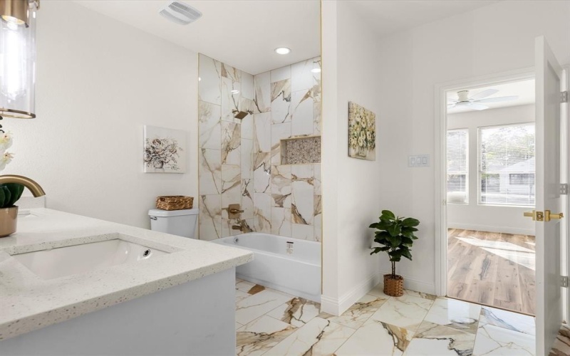 3735 Ada Avenue, Fort Worth, TX 76105, 4 Habitaciones Habitaciones , ,3 BañosBaños,Residential,En Venta,3735 Ada Avenue,0,21136043