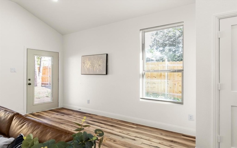 3735 Ada Avenue, Fort Worth, TX 76105, 4 Habitaciones Habitaciones , ,3 BañosBaños,Residential,En Venta,3735 Ada Avenue,0,21136043