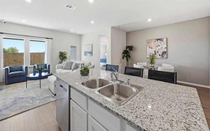 4013 Limestone Bluff Drive, Celina, TX 75009, 4 Habitaciones Habitaciones , ,2 BañosBaños,Residential,En Venta,4013 Limestone Bluff Drive,0,21136075