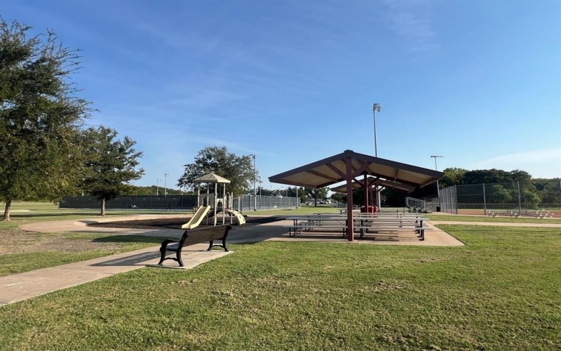 1424 Rio Grande Street, Van Alstyne, TX 75495, 5 Habitaciones Habitaciones , ,5 BañosBaños,Residential,En Venta,1424 Rio Grande Street,0,21136083