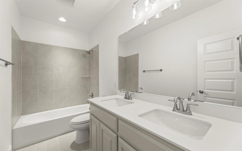 632 Brazos Drive, Van Alstyne, TX 75495, 4 Habitaciones Habitaciones , ,3 BañosBaños,Residential,En Venta,632 Brazos Drive,0,21136187