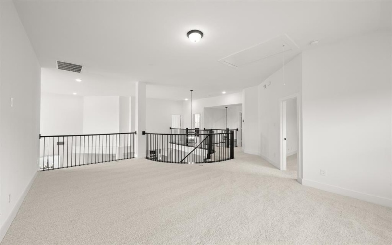 341 Loretta Lane, Burleson, TX 76028, 5 Habitaciones Habitaciones , ,5 BañosBaños,Residential,En Venta,341 Loretta Lane,0,21136196