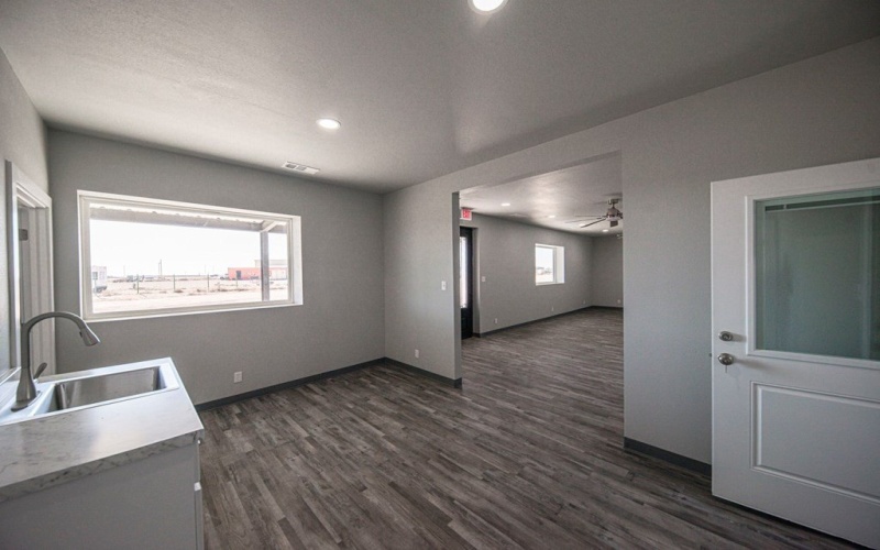 14010 W Silver Fox Trail, Odessa, TX 79763, ,Commercial Sale,En Venta,14010 W Silver Fox Trail,0,50087552