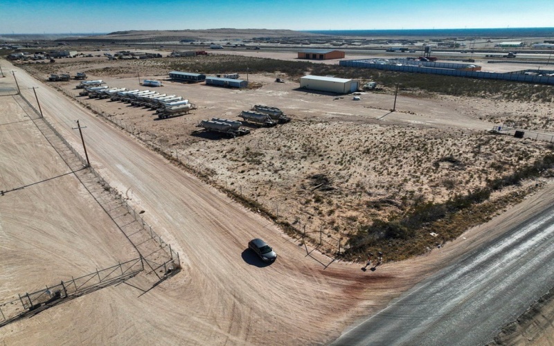 14010 W Silver Fox Trail, Odessa, TX 79763, ,Commercial Sale,En Venta,14010 W Silver Fox Trail,0,50087552