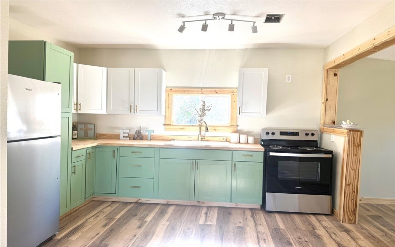 450 County Road 480, Alice, TX 78332, 3 Bedrooms Bedrooms, ,2 BathroomsBathrooms,Residential,For Sale,450 County Road 480,0,469041