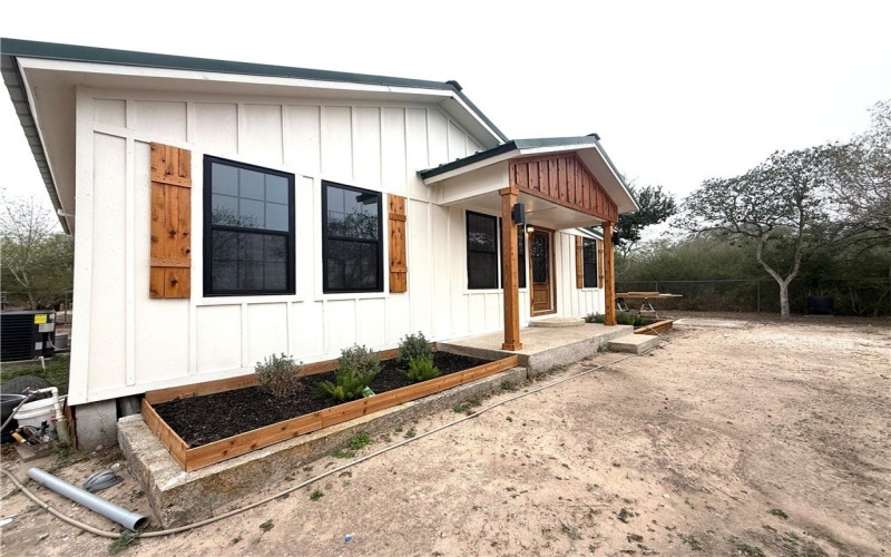 450 County Road 480, Alice, TX 78332, 3 Bedrooms Bedrooms, ,2 BathroomsBathrooms,Residential,For Sale,450 County Road 480,0,469041