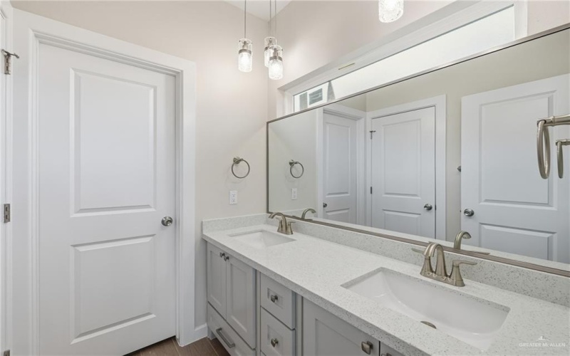 1217 E Evergreen Avenue, San Juan, TX 78589, 3 Habitaciones Habitaciones , ,2 BañosBaños,Residential,En Venta,1217 E Evergreen Avenue,0,490475