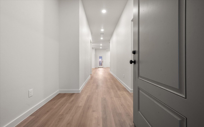 2401 Aberdeen Avenue, Wolfforth, TX 79382, 4 Bedrooms Bedrooms, ,2 BathroomsBathrooms,Residential,For Sale,2401 Aberdeen Avenue,0,202564281