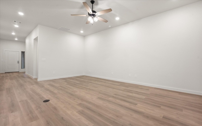 2401 Aberdeen Avenue, Wolfforth, TX 79382, 4 Bedrooms Bedrooms, ,2 BathroomsBathrooms,Residential,For Sale,2401 Aberdeen Avenue,0,202564281