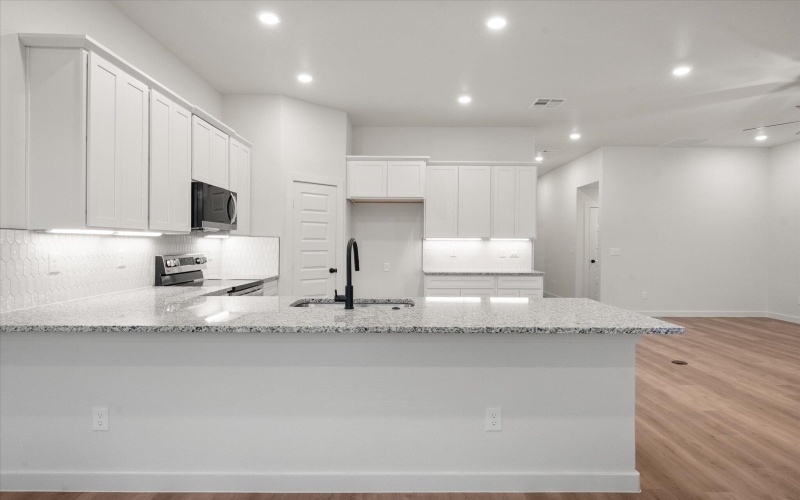 2401 Aberdeen Avenue, Wolfforth, TX 79382, 4 Bedrooms Bedrooms, ,2 BathroomsBathrooms,Residential,For Sale,2401 Aberdeen Avenue,0,202564281