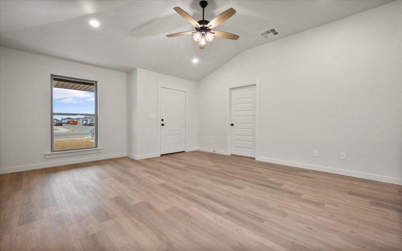 3026 138th Place, Lubbock, TX 79423, 3 Habitaciones Habitaciones , ,2 BañosBaños,Residential,En Venta,3026 138th Place,0,202564355