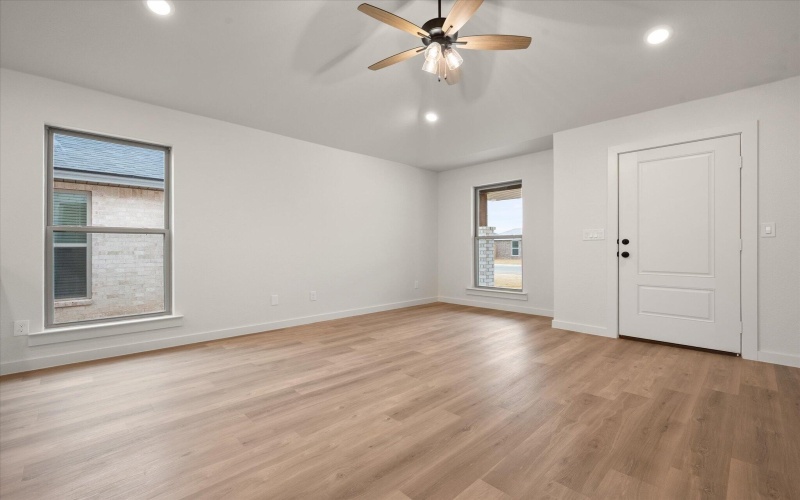 3026 138th Place, Lubbock, TX 79423, 3 Habitaciones Habitaciones , ,2 BañosBaños,Residential,En Venta,3026 138th Place,0,202564355