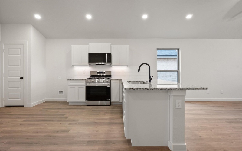 3026 138th Place, Lubbock, TX 79423, 3 Habitaciones Habitaciones , ,2 BañosBaños,Residential,En Venta,3026 138th Place,0,202564355