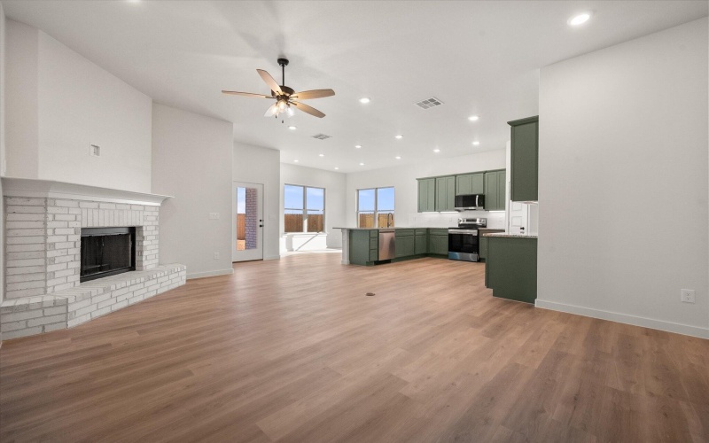 6307 Wausau Avenue, Lubbock, TX 79407, 4 Bedrooms Bedrooms, ,2 BathroomsBathrooms,Residential,For Sale,6307 Wausau Avenue,0,202564357