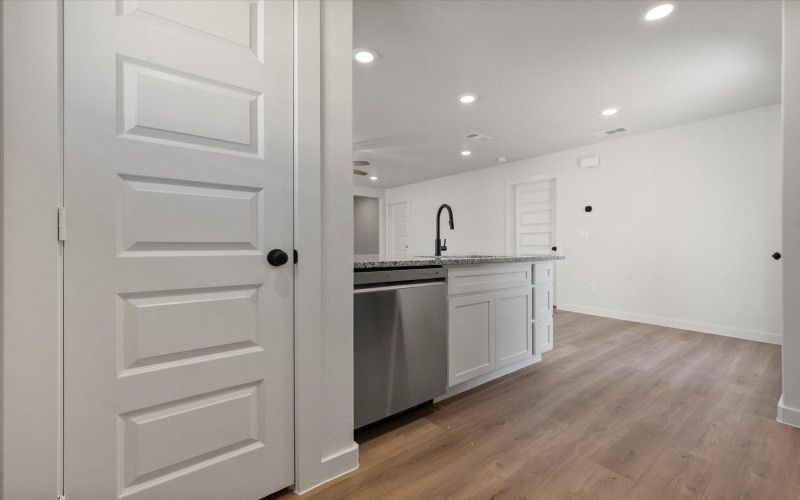 6308 Volney Avenue, Lubbock, TX 79407, 2 Bedrooms Bedrooms, ,2 BathroomsBathrooms,Residential,For Sale,6308 Volney Avenue,0,202564358