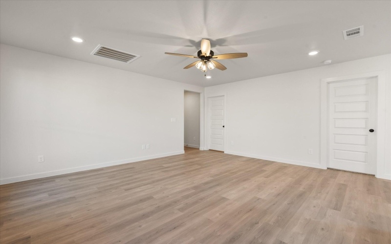 6308 Volney Avenue, Lubbock, TX 79407, 2 Bedrooms Bedrooms, ,2 BathroomsBathrooms,Residential,For Sale,6308 Volney Avenue,0,202564358