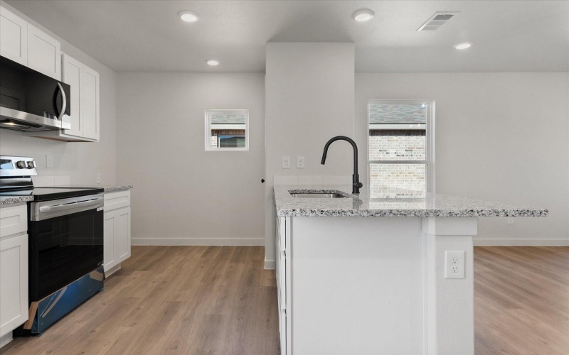 6308 Volney Avenue, Lubbock, TX 79407, 2 Bedrooms Bedrooms, ,2 BathroomsBathrooms,Residential,For Sale,6308 Volney Avenue,0,202564358