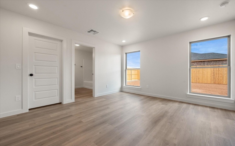 2406 Aberdeen Avenue, Wolfforth, TX 79382, 3 Bedrooms Bedrooms, ,2 BathroomsBathrooms,Residential,For Sale,2406 Aberdeen Avenue,0,202564361