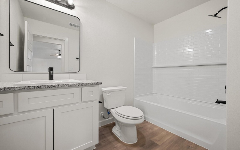 2408 Aberdeen Avenue, Wolfforth, TX 79382, 4 Habitaciones Habitaciones , ,2 BañosBaños,Residential,En Venta,2408 Aberdeen Avenue,0,202564362