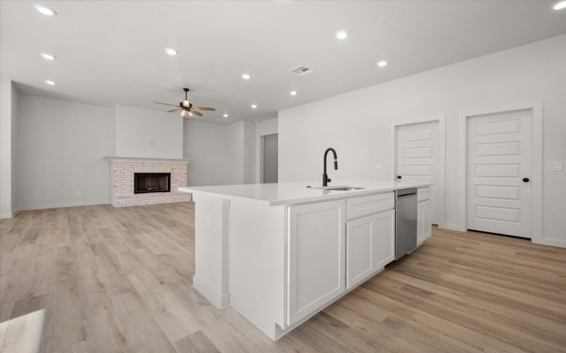 5310 Rochester Avenue, Lubbock, TX 79407, 4 Habitaciones Habitaciones , ,3 BañosBaños,Residential,En Venta,5310 Rochester Avenue,0,202564364