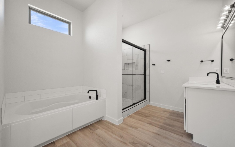 5310 Rochester Avenue, Lubbock, TX 79407, 4 Habitaciones Habitaciones , ,3 BañosBaños,Residential,En Venta,5310 Rochester Avenue,0,202564364