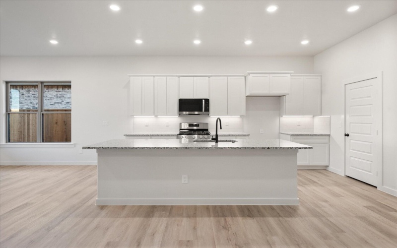 7004 56th Street, Lubbock, TX 79407, 4 Habitaciones Habitaciones , ,2 BañosBaños,Residential,En Venta,7004 56th Street,0,202564365