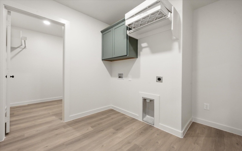 7006 56th Street, Lubbock, TX 79407, 3 Bedrooms Bedrooms, ,2 BathroomsBathrooms,Residential,For Sale,7006 56th Street,0,202564367