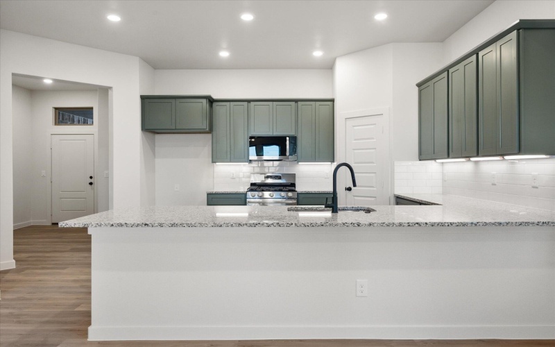 7006 56th Street, Lubbock, TX 79407, 3 Bedrooms Bedrooms, ,2 BathroomsBathrooms,Residential,For Sale,7006 56th Street,0,202564367