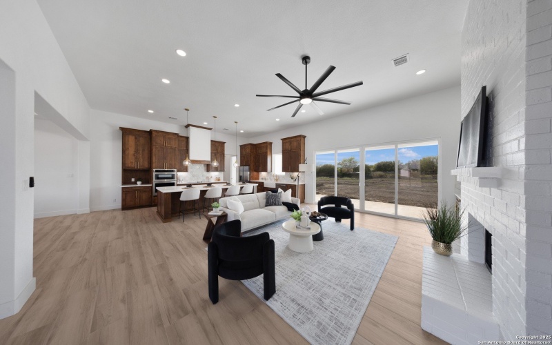 222 Double Creek Loop, Seguin, TX 78155, 4 Habitaciones Habitaciones , ,3 BañosBaños,Residential,En Venta,222 Double Creek Loop,0,1929537