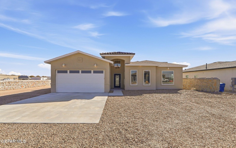 450 Perla Bonita Road, Clint, TX 79836, 4 Bedrooms Bedrooms, ,2 BathroomsBathrooms,Residential,For Sale,450 Perla Bonita Road,0,935381