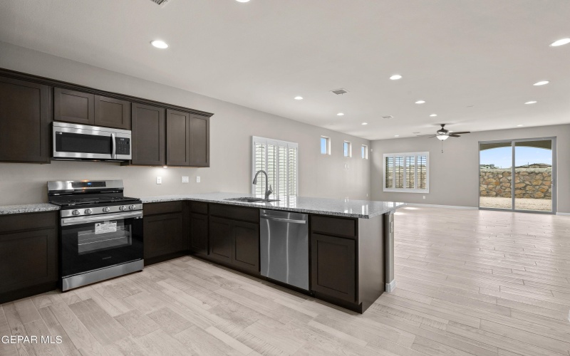 3813 Plan Place, El Paso, TX 79938, 3 Bedrooms Bedrooms, ,2 BathroomsBathrooms,Residential,For Sale,3813 Plan Place,0,935383