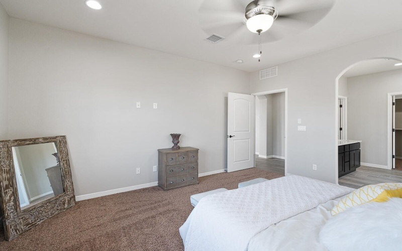 15220 Endurance Avenue, El Paso, TX 79938, 3 Habitaciones Habitaciones , ,2 BañosBaños,Residential,En Venta,15220 Endurance Avenue,0,935385