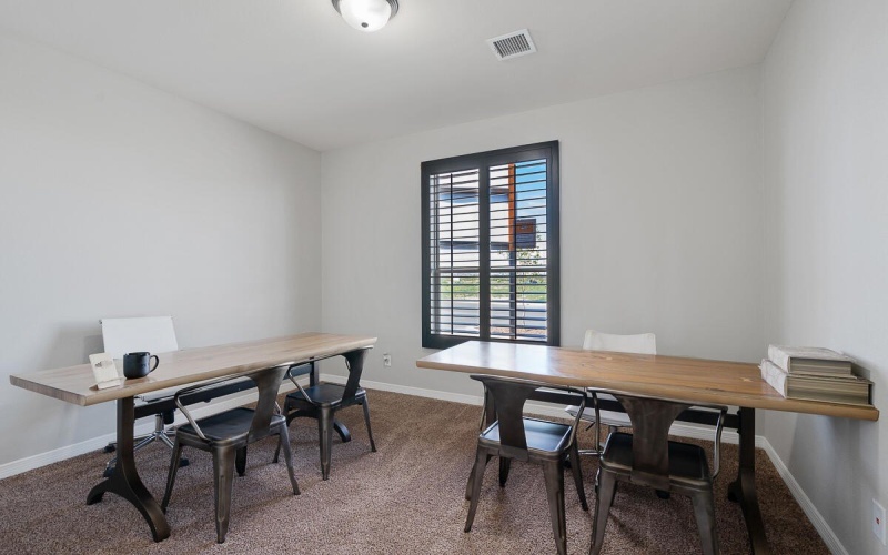 15220 Endurance Avenue, El Paso, TX 79938, 3 Habitaciones Habitaciones , ,2 BañosBaños,Residential,En Venta,15220 Endurance Avenue,0,935385