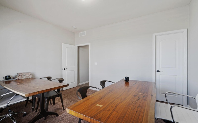 15220 Endurance Avenue, El Paso, TX 79938, 3 Habitaciones Habitaciones , ,2 BañosBaños,Residential,En Venta,15220 Endurance Avenue,0,935385