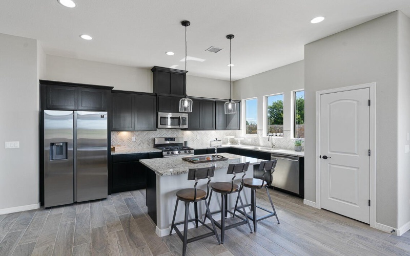 15220 Endurance Avenue, El Paso, TX 79938, 3 Habitaciones Habitaciones , ,2 BañosBaños,Residential,En Venta,15220 Endurance Avenue,0,935385