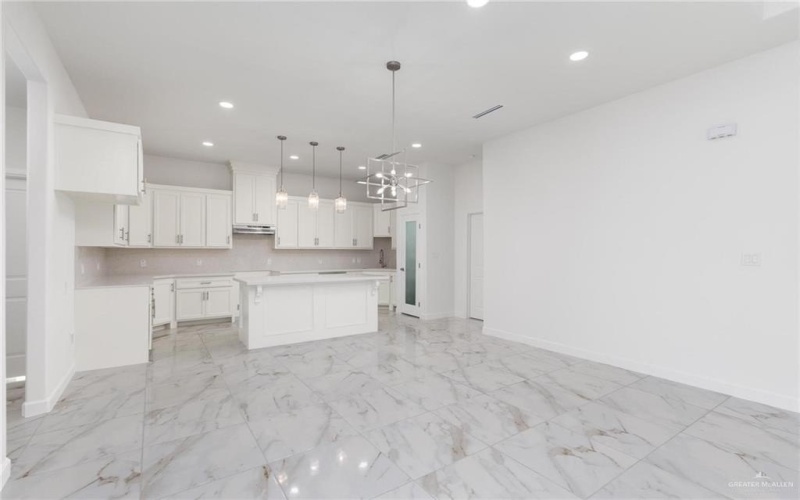 1085 S 12th Street, Raymondville, TX 78580, 3 Habitaciones Habitaciones , ,2 BañosBaños,Residential,En Venta,1085 S 12th Street,0,490481