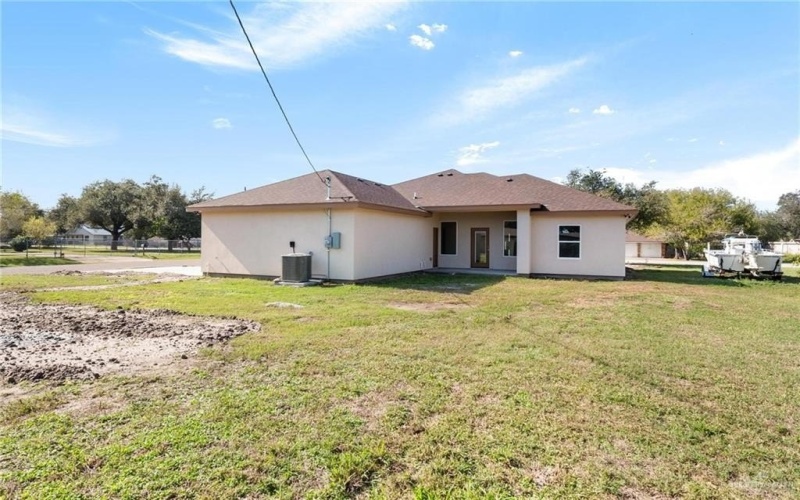 1085 S 12th Street, Raymondville, TX 78580, 3 Habitaciones Habitaciones , ,2 BañosBaños,Residential,En Venta,1085 S 12th Street,0,490481