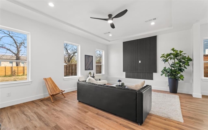 3604 Wendelkin Street, Dallas, TX 75215, 4 Bedrooms Bedrooms, ,3 BathroomsBathrooms,Residential,For Sale,3604 Wendelkin Street,0,21135108