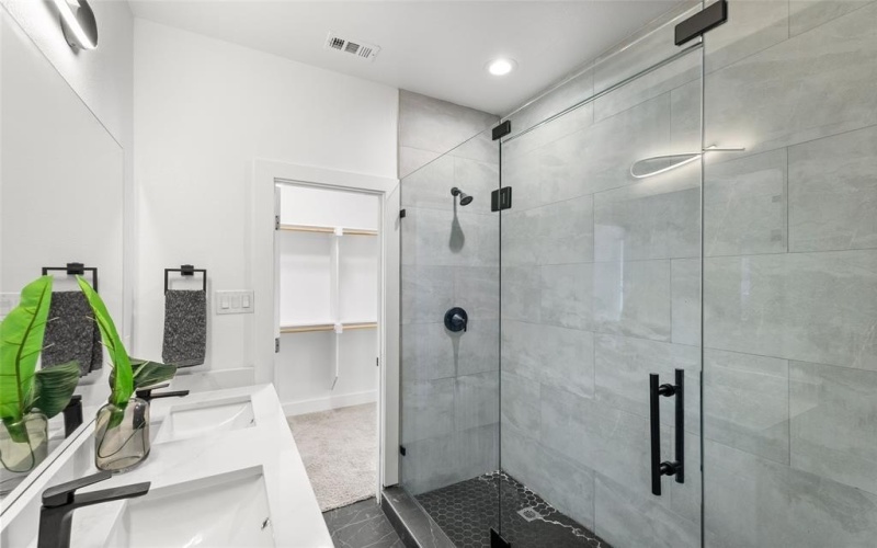 3604 Wendelkin Street, Dallas, TX 75215, 4 Bedrooms Bedrooms, ,3 BathroomsBathrooms,Residential,For Sale,3604 Wendelkin Street,0,21135108